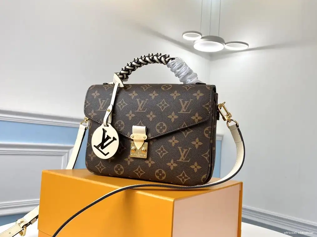 Official oldcobbler POCHETTE METIS VUITTON LOUIS 0705